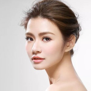 自体脂肪去眉间纹