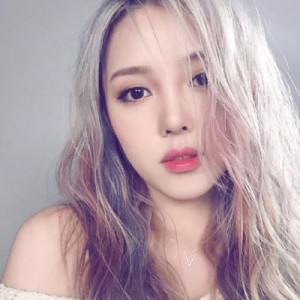 上睑下垂矫正失败修复