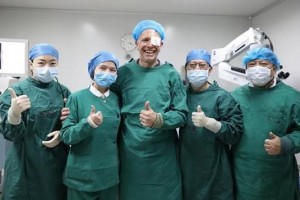 中山大学中山眼科中心珠江新城分院黄圣松整形价格表附眼部案例展示